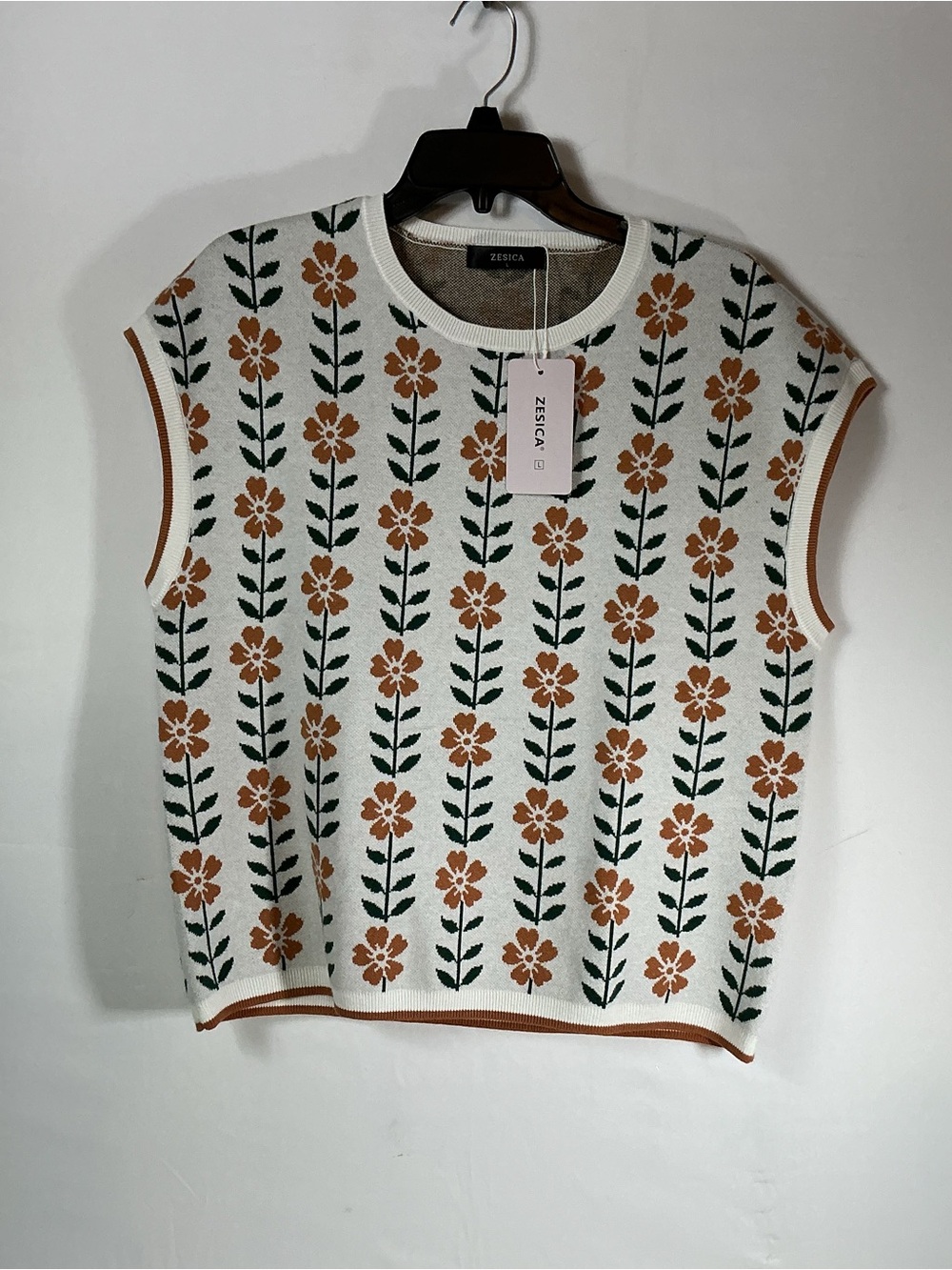 Zesica Cream Floral Knit Shell with Rust & Green Motif